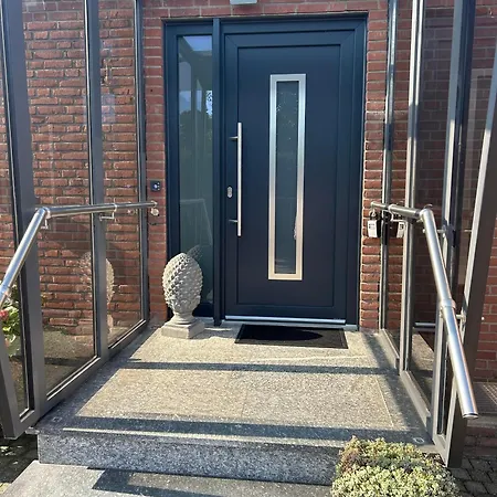 Cosy Bungalow-apartment In Ruhiger Toplage - Naehe Duesseldorf Apartman