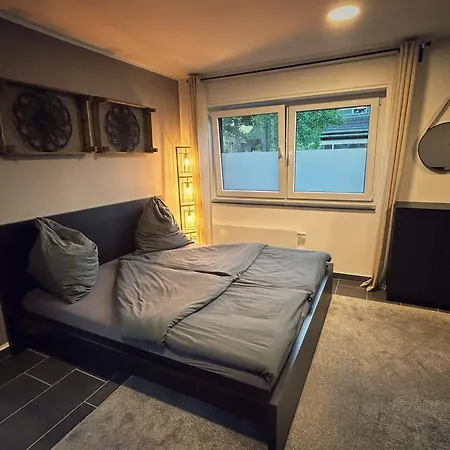 Cosy Bungalow-apartment In Ruhiger Toplage - Naehe Duesseldorf Apartman