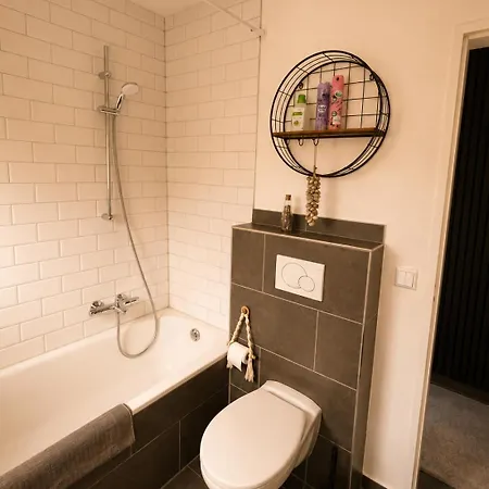 Apartament Cosy Bungalow-apartment In Ruhiger Toplage - Naehe Duesseldorf