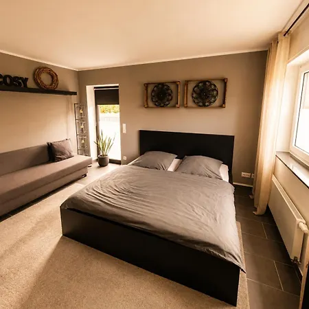 Cosy Bungalow-apartment In Ruhiger Toplage - Naehe Duesseldorf *