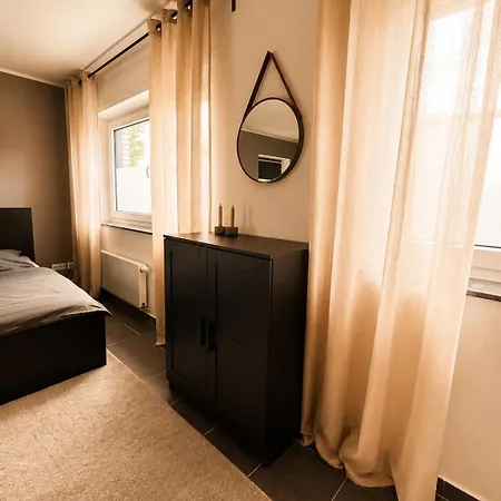 Apartament Cosy Bungalow-apartment In Ruhiger Toplage - Naehe Duesseldorf