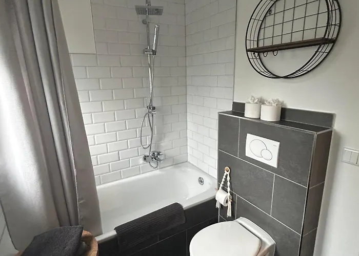 Apartman Cosy Bungalow-apartment In Ruhiger Toplage - Naehe Duesseldorf Krefeld