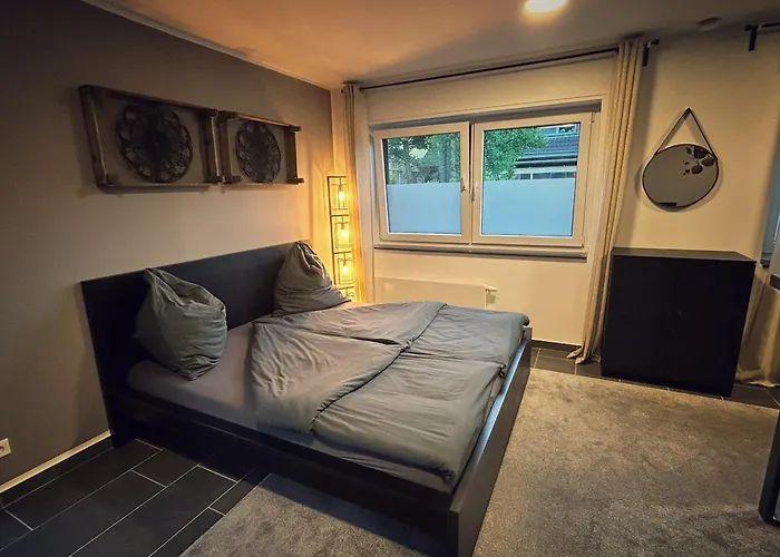 Cosy Bungalow-apartment In Ruhiger Toplage - Naehe Duesseldorf Apartman