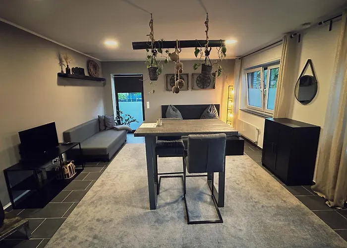 Cosy Bungalow-apartment In Ruhiger Toplage - Naehe Duesseldorf Apartman Krefeld